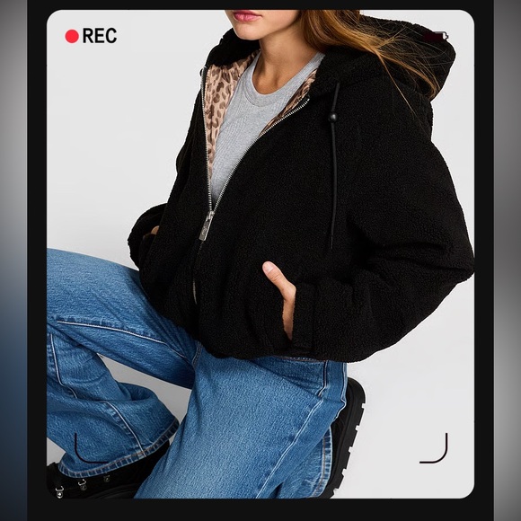 PINK Victoria's Secret Jackets & Blazers - PINK Victoria’s Secret Plush Teddy Hooded Bomber Jacket Black Size XL